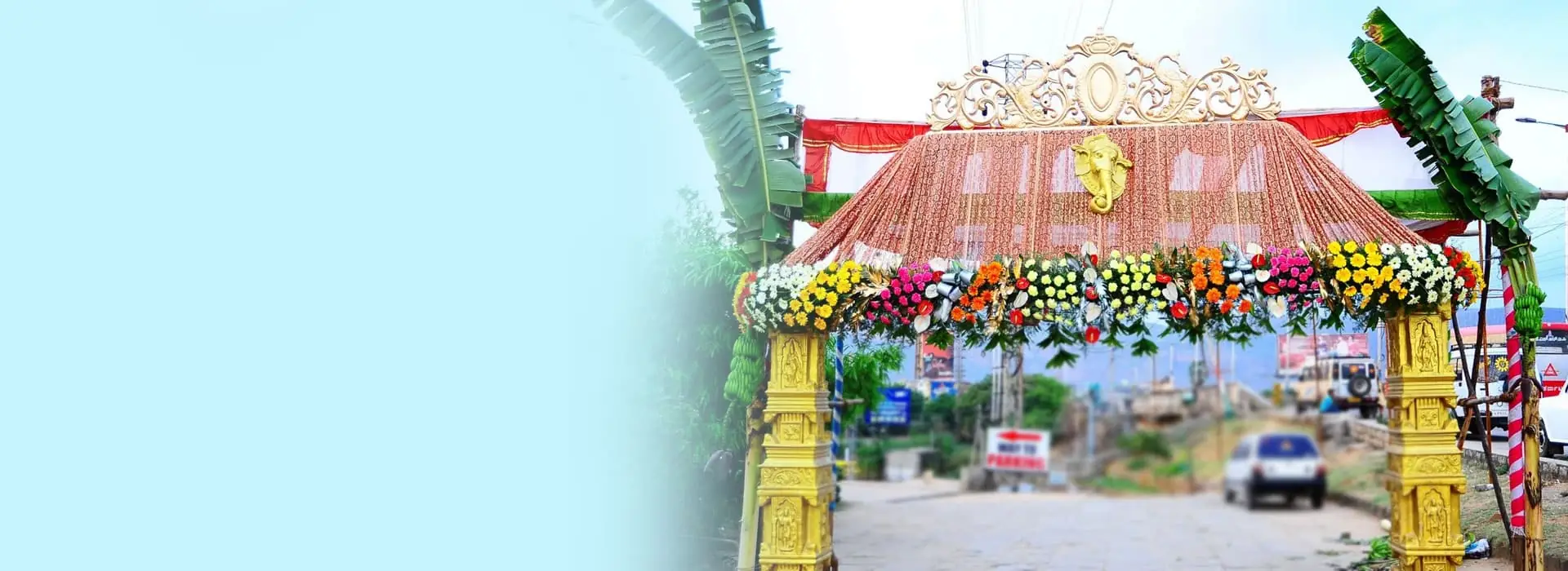 Decorate your pandhal with Vaazhai Maram to add a festive feel and give a tropical touch.